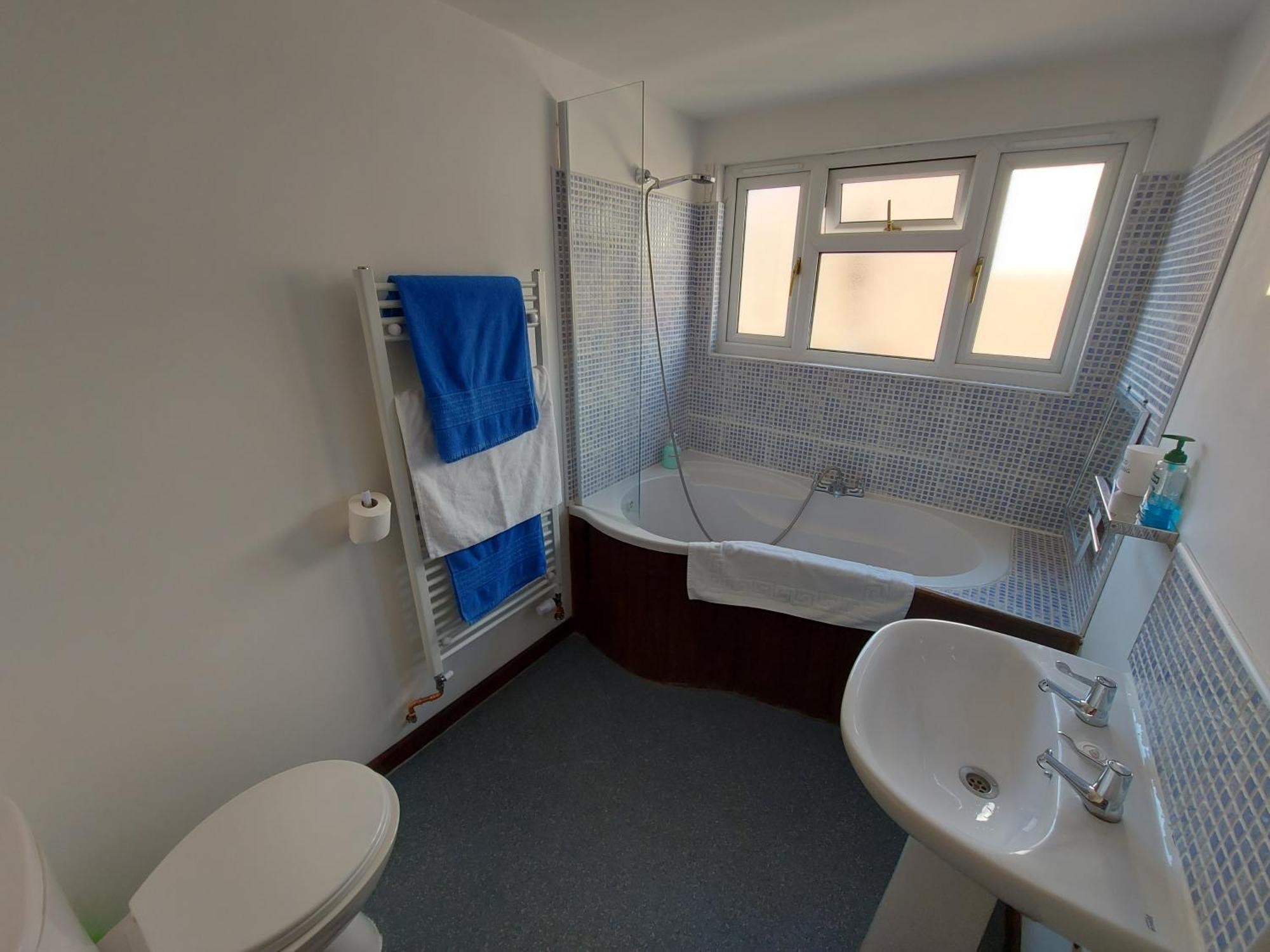Chezzas Homestay Poole Exterior foto